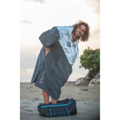 Premium Poncho -CRESS Dive Gear Shop vivida premium poncho 2